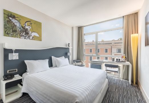 로얄 산티나 호텔 전경