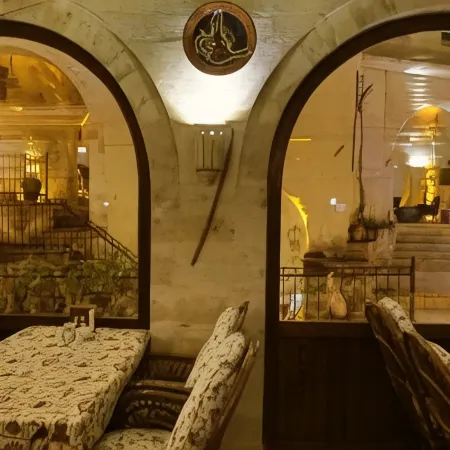 Hidden Cave Hotel