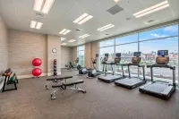 คอร์ทยาร์ดบายแมริออท ราเลห์ แครี/พาร์คไซด์ ทาวน์คอมมอนส์