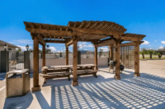 SureStay Hotel by Best Western Alice