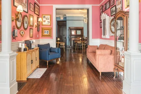 Hassinger Daniels Guest House Отели рядом с достопримечательностью «Университет Алабама в Бирмингем»