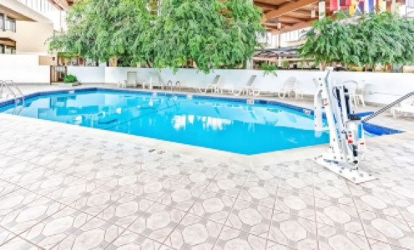 Wyndham Garden Romulus Detroit Metro Airport