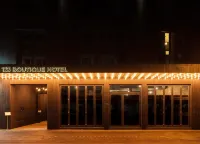 133 ブティック ホテル カールスルーエ Fachschaft Informatik am KIT周辺のホテル