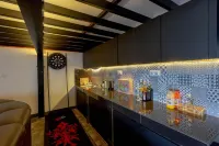 My Space Capsule Hotel Hotels in Semporna