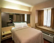 Metrotel Express Hotel di 