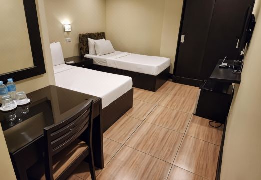 아스트로텔 칼람바 로비