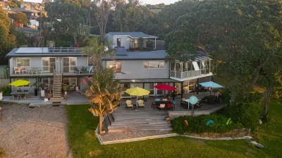 Driftwood Lodge Beachfront, Cable Bay Stays, Cable Bay, Northland