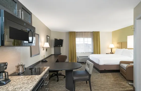 Candlewood Suites FT李 - 聖彼得堡 - 合 by IHG