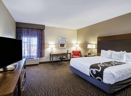 塔斯卡盧薩大學拉昆塔溫德姆套房飯店