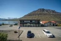 Hotel Eskifjörður - Bãi đậu xe