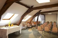 Escale Oceania Orleans Hotels in Orleans