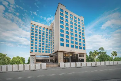 Novotel Mumbai International Airport Hotels near Deer Park