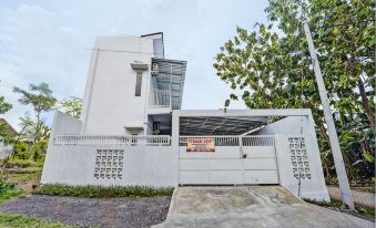 OYO 92833 Penginapan Syariah