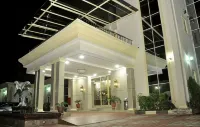 Helena Haven Hotels - Guest Room - Homestays