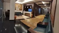 Lumbinis Grand Hotel 굴바르가 호텔