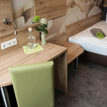 Outlet Hotel