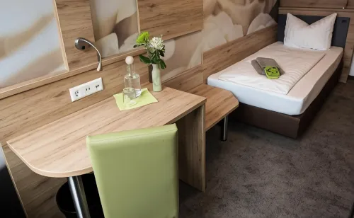 Outlet Hotel