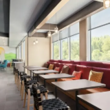 Tru by Hilton Duluth Mall Area