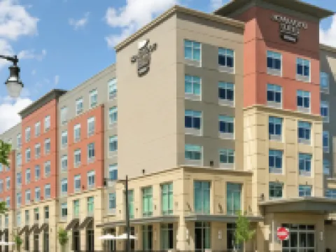 ホームウッド スイーツ バイ ヒルトン ウースター ウースターのホテル