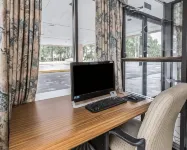 Econo Lodge Hotels in Douglas