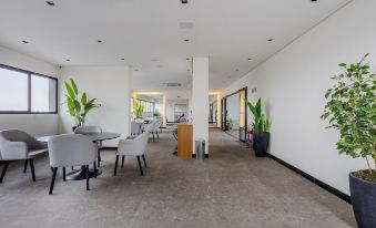 Casa 4 quartos c/ Piscina e Churrasqueira NAT0202