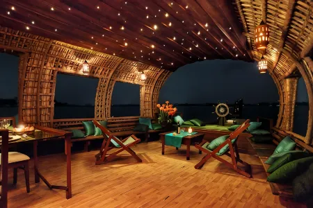 Xandari Riverscapes Отели рядом с достопримечательностью «Кидангампарамбу Сри Буванесвари Темпл»