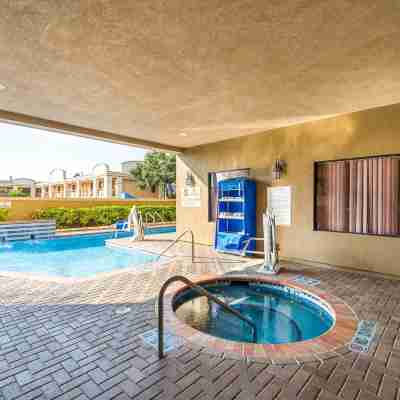 Comfort Suites McAllen Airport and la Plaza Mall Fitness & Recreational Facilities