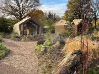 Solo Retreat 2 โรงแรมใน