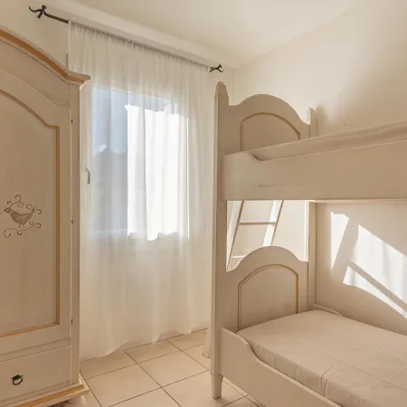 Elegant Residence 2 Bedroom with Sea View Extra Bed Available