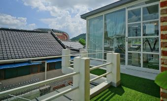 Jeonju Artist House Madamchoi Pension