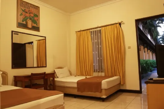 Puri Senggigi Hotel Hotels near Pura Batu Bolong