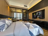 The Smith 1BR Apartment by Giveley @Alam Sutera Close to IKEA