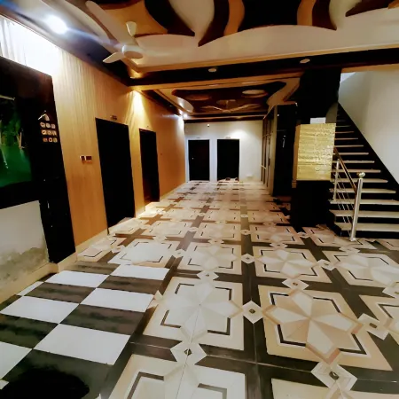 Hotel Laxen Inn Multan