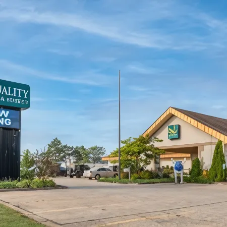 Quality Inn & Suites Escanaba North