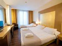 Hotel Tiffany Milano Hotels in Trezzano sul Naviglio