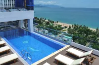 Apus Hotel - Kolam Renang