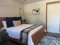 Room 7:  Cozy Nest 15 Minutes from Red River/ Angel Fire