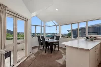 The Milford Garden House - parking