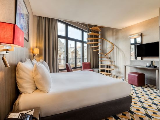 Alma Grand Place Hotel
