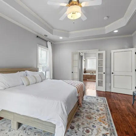 Charming historical 4-bedroom house in Downtown  Buford, GA. Hotels in Buford