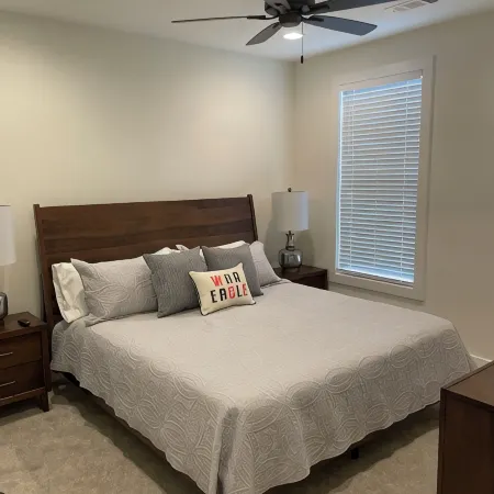 Auburn Getaway Home- Close to Campus! Sleeps 8, Family-Friendly.