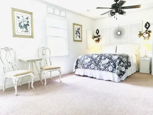 The Gardenia Suites in The Heart of Spring Hill-A