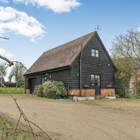 Rosie’s Retreat:2 Bedroom Farm Cottage- ShireStays