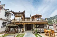 Yunshang Jiuzhou Hostel