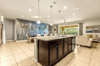 9BR Luxury Vacation Villa near Disney - 2-Star