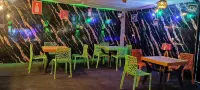 Red Leaf Resort & Cafe