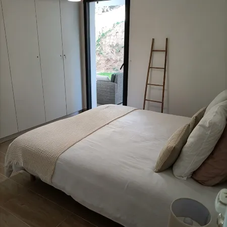 New, Comfortable Apartment, Sleeps 4, XL Garden Terrace.