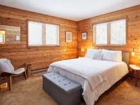 Kaaterskill Retreat~Hot Tub~Fire Pit~Hiking~BBQ Hotels in Hunter
