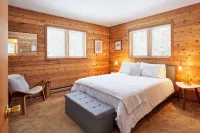 Kaaterskill Retreat~Hot Tub~Fire Pit~Hiking~BBQ