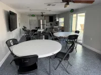 Cottage 32: Flamingo Bungalow - Waterfront Lodging in Downtown Tavares, FL